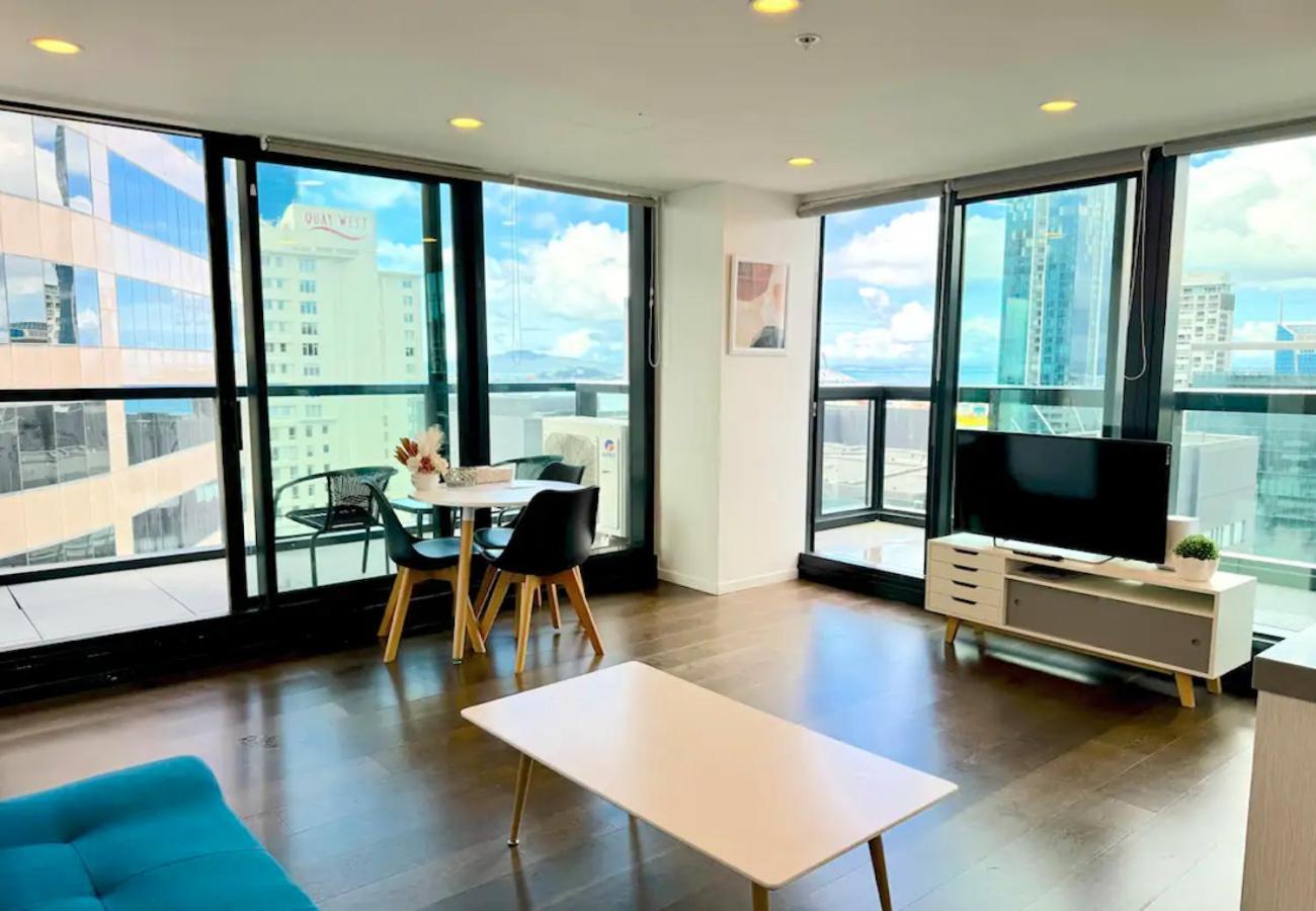 Magnificent Skytower, Sea, Habour View In Cbd Apartment Auckland Exterior foto