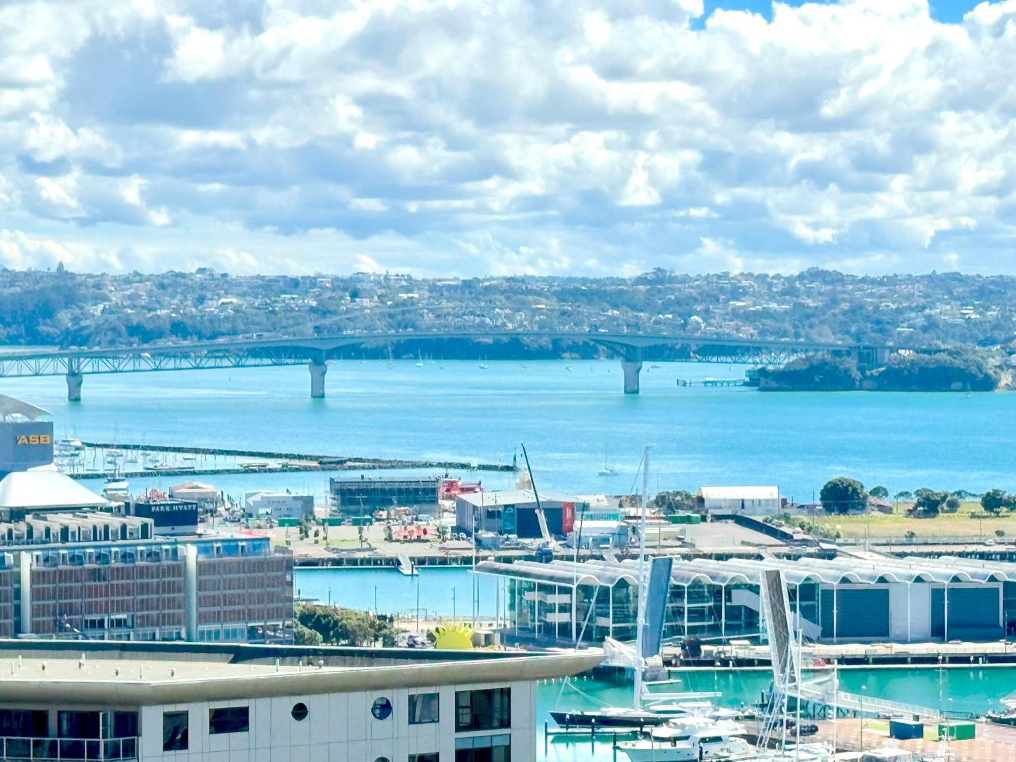Magnificent Skytower, Sea, Habour View In Cbd Apartment Auckland Exterior foto