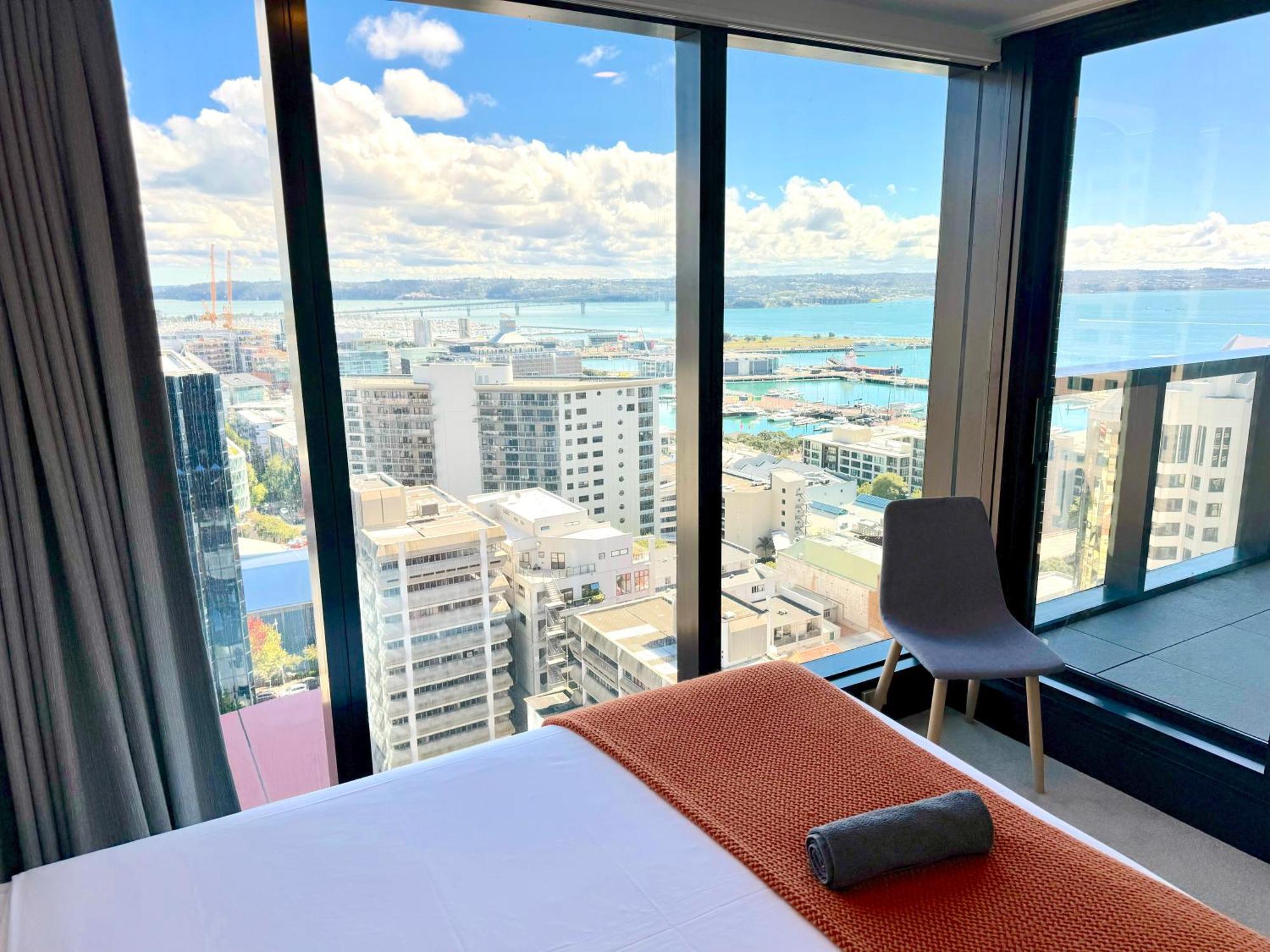 Magnificent Skytower, Sea, Habour View In Cbd Apartment Auckland Exterior foto